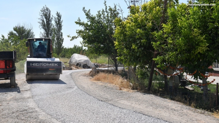 Şahnahan yolları baştan aşağı yenileniyor