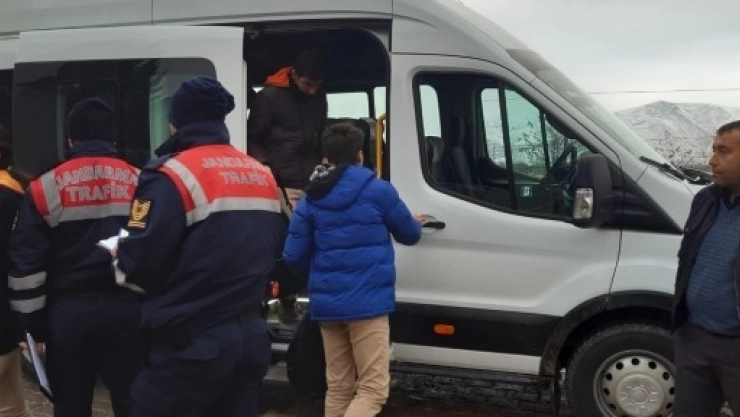 Servis Araçlarına Sıkı Denetim