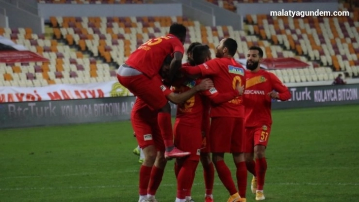 Süper Lig: Yeni Malatyaspor: 1 - Kasımpaşa: 0 (İlk yarı)