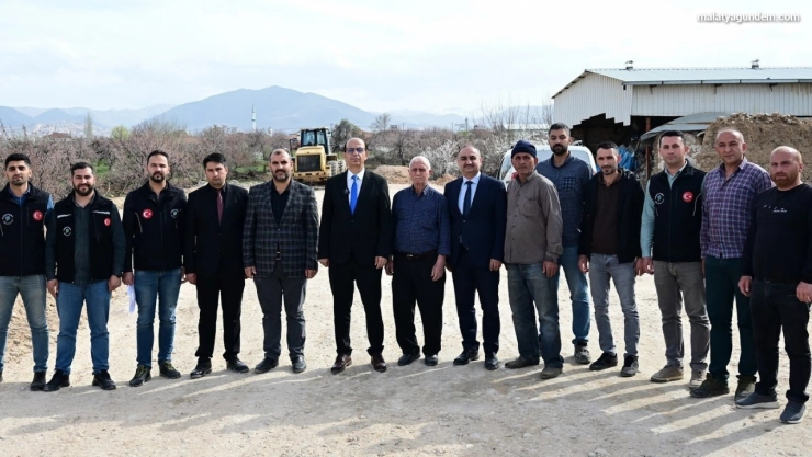 Topsöğüt Mahallesinde imar yolu açılıyor
