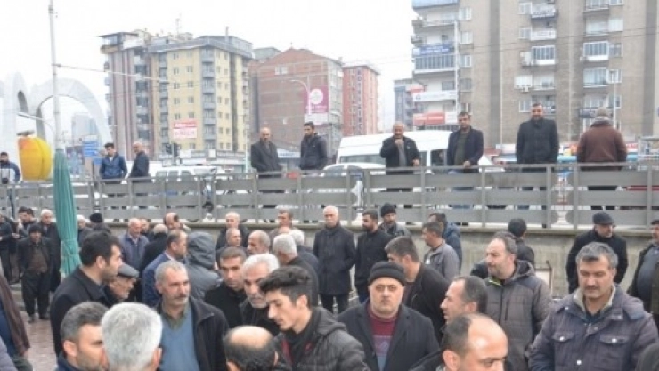 Tütüncü Esnafı Eylem Yaptı
