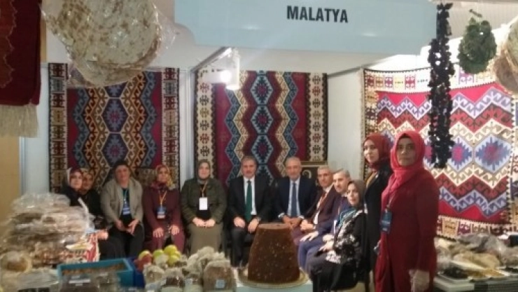 Uluslararası Yerel Yönetimlerde Kadın Şurası