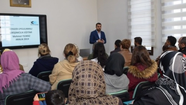 Uygulamalı Girişimcilik Eğitimleri Başladı