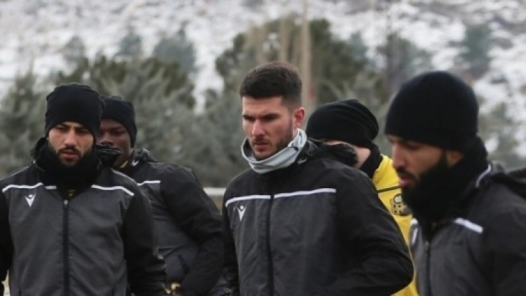 YMS İstanbul'da İkinci Galibiyet Peşinde