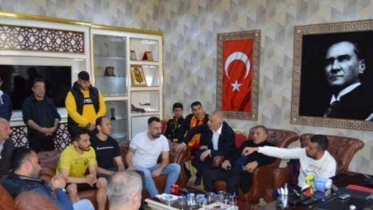 Taraftardan Tesislere Moral Ziyareti