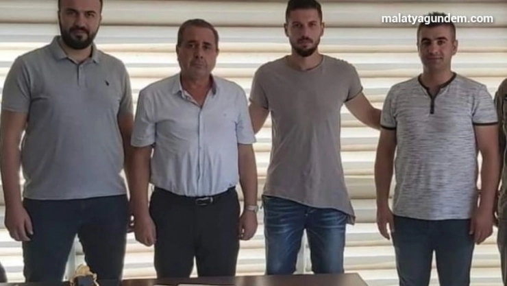 Yeşilyurt Belediyespor transfere hızlı girdi