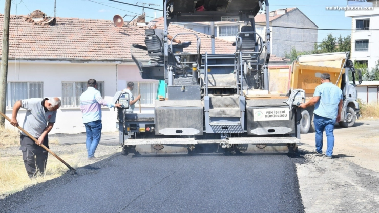 Yeşilyurt, güçlü ulaşım yatırımlarıyla modern kimliğe kavuşuyor
