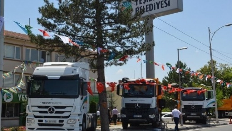 Yeşilyurt Belediyesi Araç Filosunu Güçlendirdi