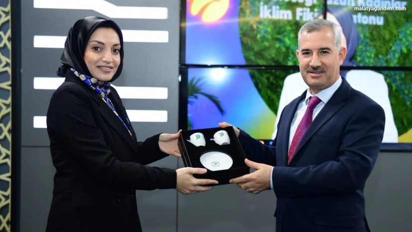 'Sıfır atık' ödülü alan Atalay, Yeşilyurt'ta ağırlandı