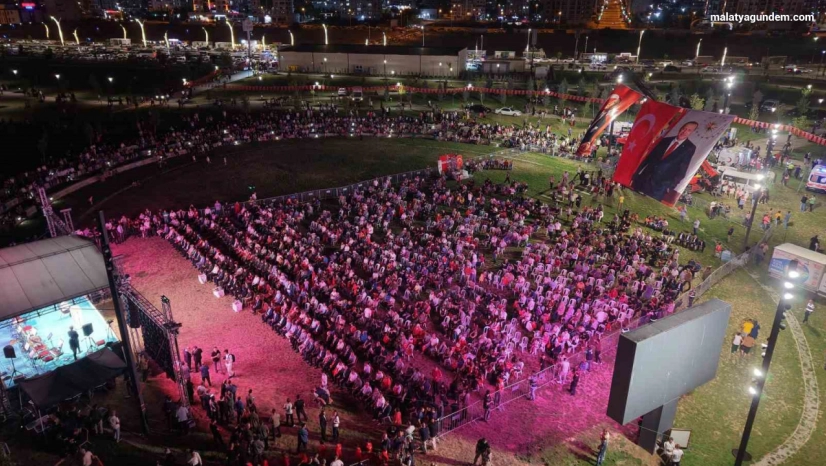 15 Temmuz şehitleri Malatya'da dualarla yad edildi