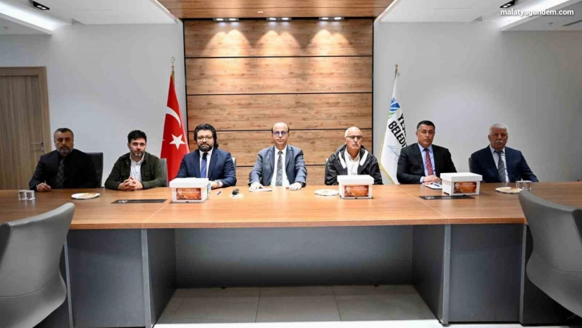 Başkan Geçit, 'Ana Arı Yetiştirme' kursunu tamamlayan kursiyerleri ağırladı