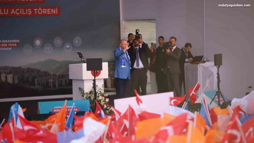 Cumhurbaşkanı Erdoğan: 'Muhtarlıkların kapatılması söz konusu değil'
