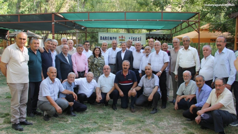 Darende Lisesi mezunları 47 yıl sonra buluştu