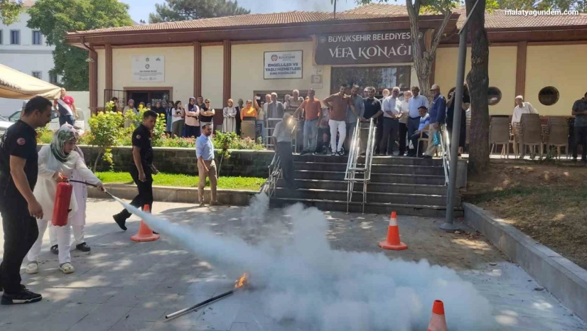 Malatya Büyükşehir'den 'Afetlere Hazırlık' eğitimi