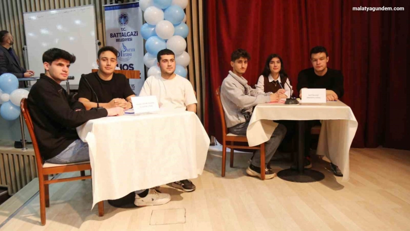 'Şampiyon kim?' bilgi yarışmasında ilk turlar başladı