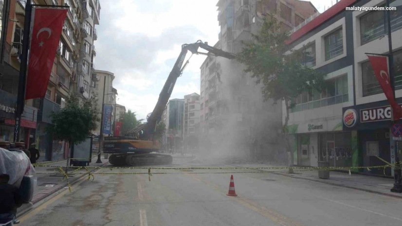 Deprem sonrası hava kirliliği alarm veriyor