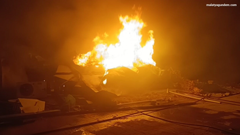 Şantiyede yangın korkuttu