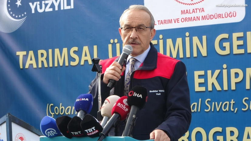 Malatya'da yetiştiricilere çoban evi, akıllı yemlik desteği