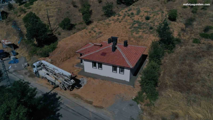 Pütürge'de 278 köy konutun ihalesi yapıldı