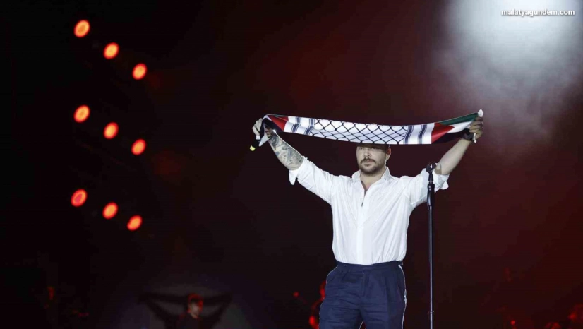 Sinan Akçıl'dan Filistin'e destek