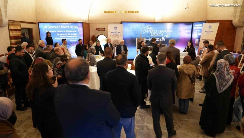 Tahtalı Hamam Müzesi'nde 'Bir Kent, Bir Tarih, Bir Kadraj' fotoğraf sergisi açıldı