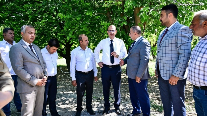 Başkan Geçit: 'Ekiplerimiz kırsal mahallelerde 7/24 çalışıyor'