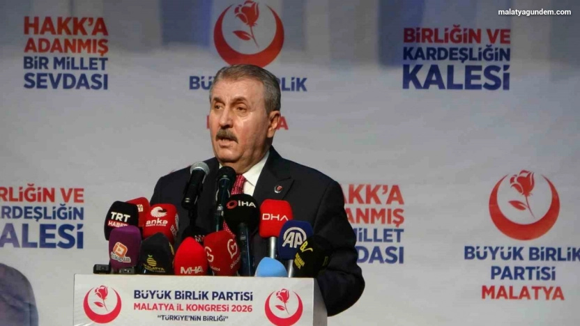 BBP Genel Başkanı Destici: 'Deprem bölgeleri ayağa kalkıyor, devletimiz güçlüdür'