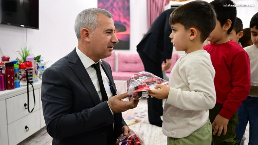 Çınar: 'Türkiye Yüzyılının en güçlü kaynağı çocuklarımızdır'