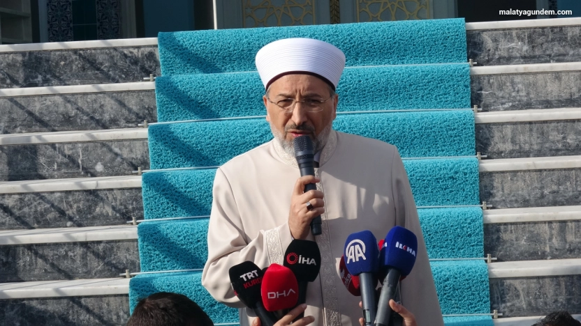 Kubbetü's-Sahra Cami ibadete açıldı