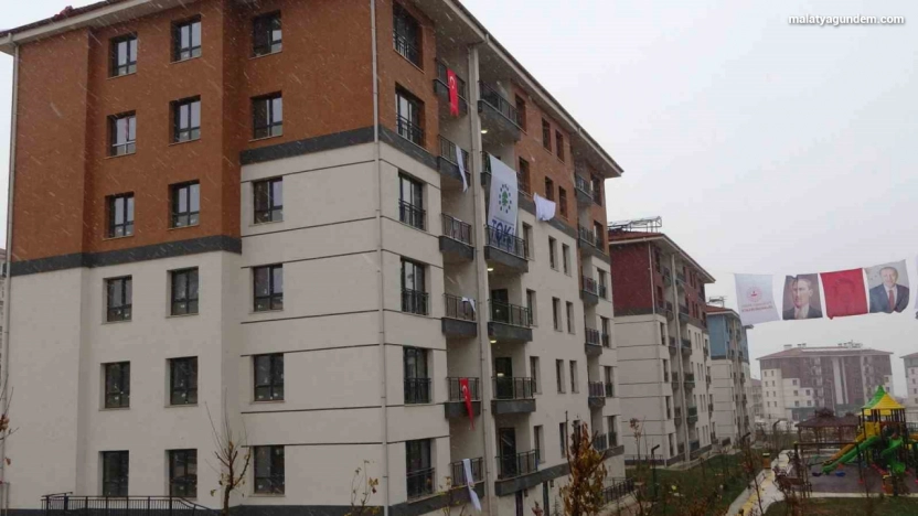 Malatya'da 11 bin 367 konut ve 128 iş yeri için kura çekimi yapıldı