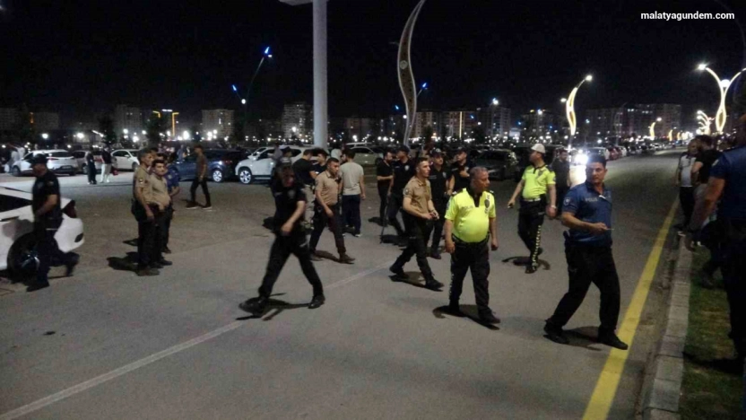 Malatya'da asker konvoyu ortalığı karıştırdı