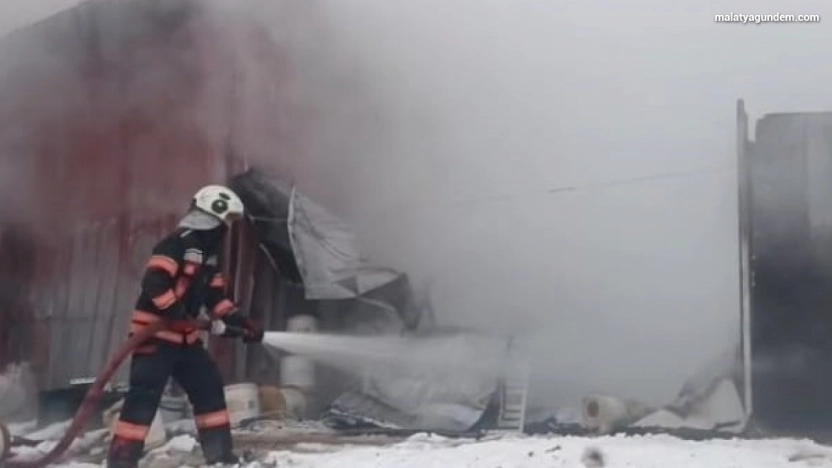 Malatya'da depo yangını