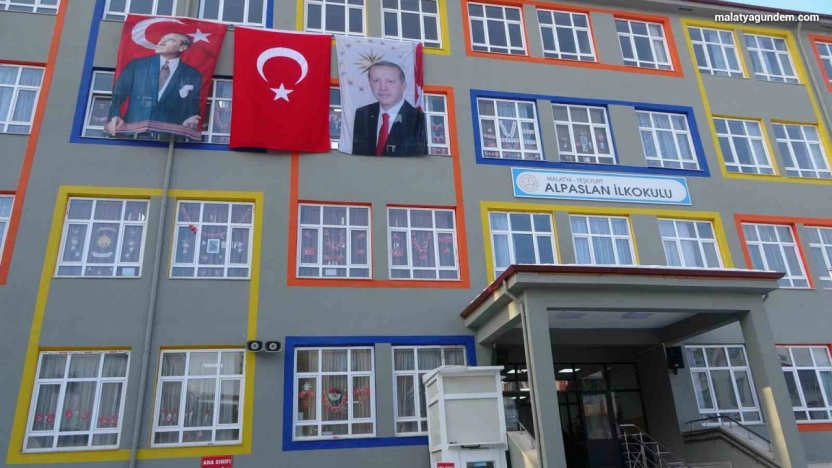 Malatya'da depremin 3. yıl dönümünde eğitime 1 gün ara