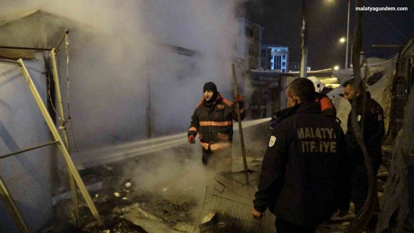 Malatya'da konteyner çarşıda yangın: 1 yaralı