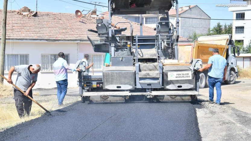 Yeşilyurt, güçlü ulaşım yatırımlarıyla modern kimliğe kavuşuyor