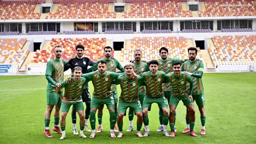 Yeşilyurtspor sahasında Bingöl'ü ağırlıyor