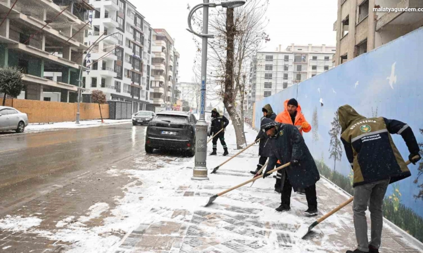 149 mahallede yol açma çalışmaları devam ediyor