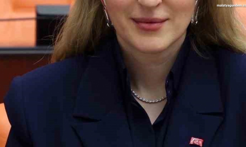 AK Parti Malatya Milletvekili İnanç Siraç Kara Ölmeztoprak, Berat Kandili mesajı