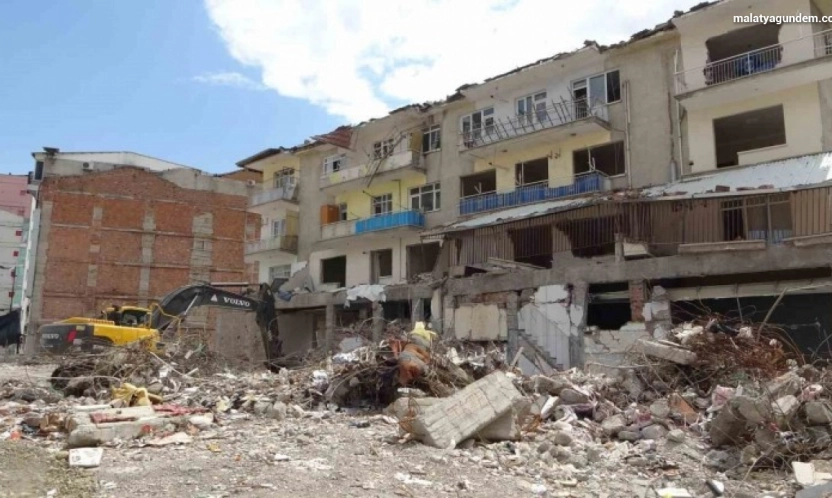 Balanlı Apartmanı davasında karar: 8 sanığa hapis cezası