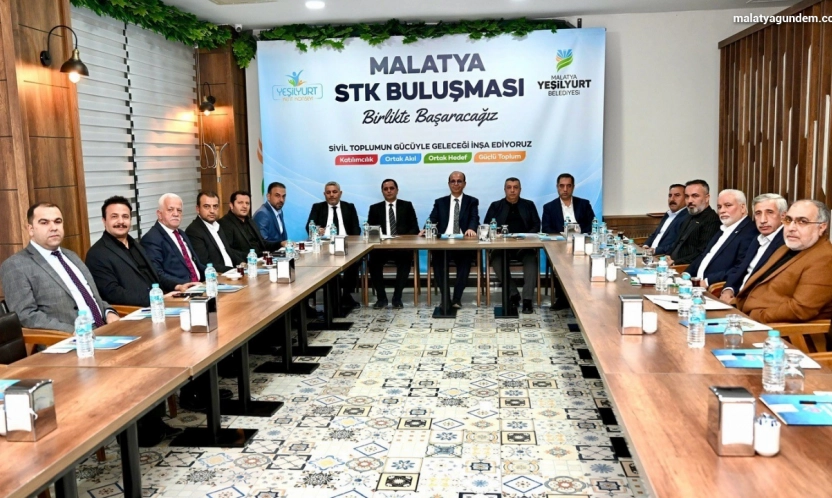 Başkan Geçit'ten iş dünyasıyla ekonomik istişare toplantısı