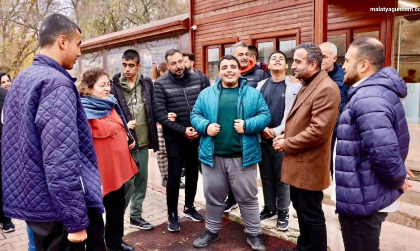 Başkan Ulutaş özel öğrencileri ağırladı