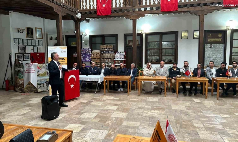 Fethi Gemuhluoğlu memleketi Arapgir'de anıldı