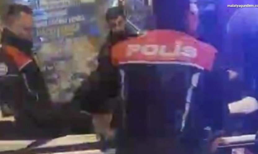 Kadınların bıçaklı kavgası kanlı bitti: 1 ölü, 1 yaralı