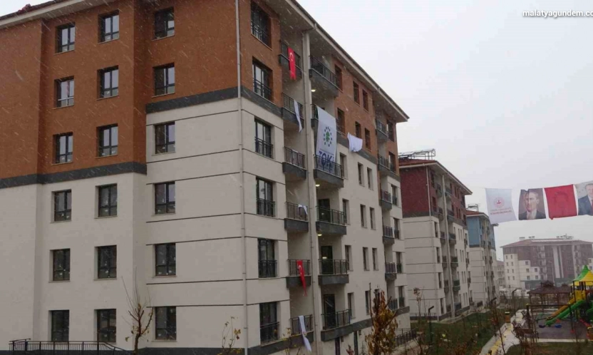 Malatya'da 11 bin 367 konut ve 128 iş yeri için kura çekimi yapıldı