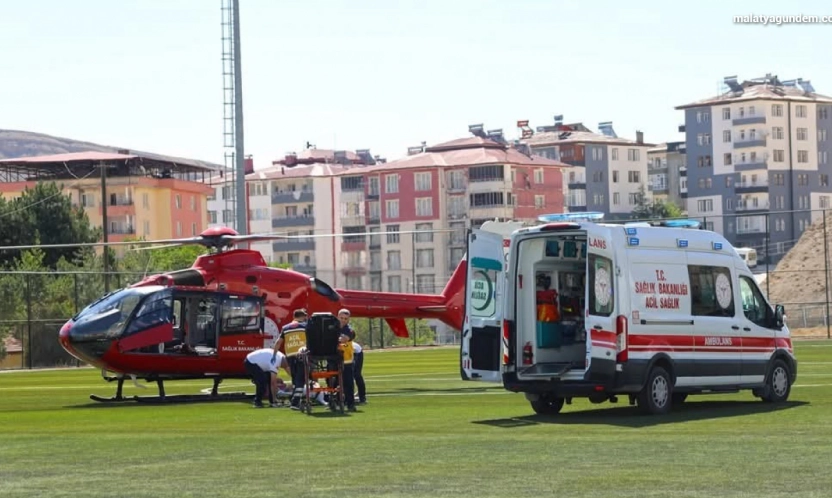 Malatya'da ambulans helikopter 80 yaşındaki hasta için havalandı