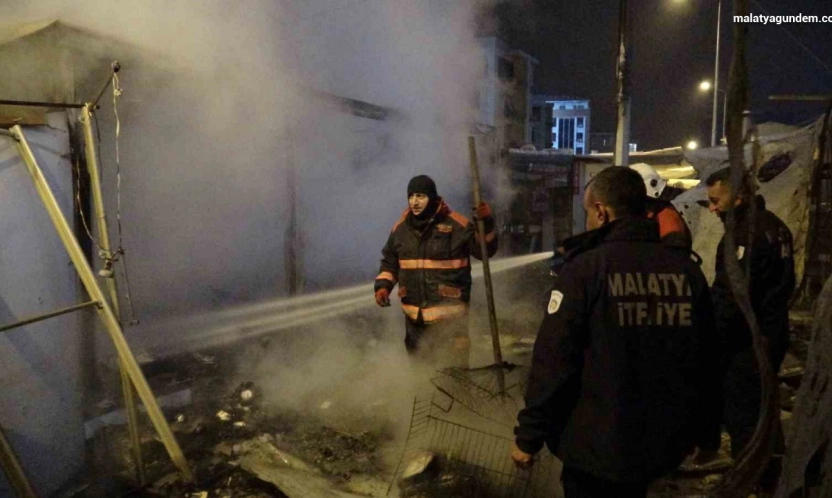 Malatya'da konteyner çarşıda yangın: 1 yaralı
