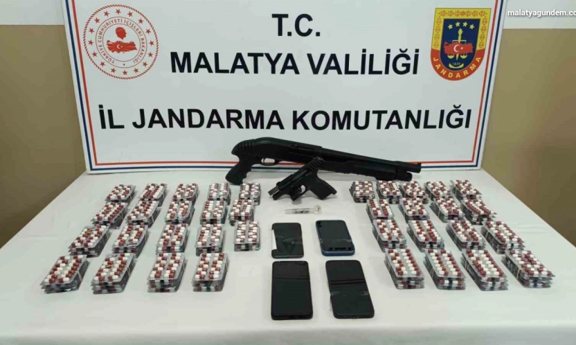 Malatya'da uyuşturucu operasyonu: 4 gözaltı