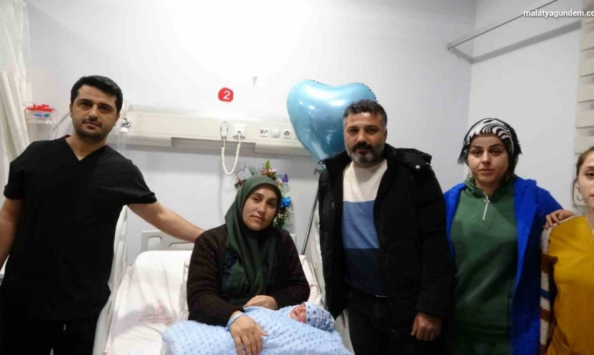 Malatya'da yeni yılın ilk bebeği dünyaya geldi