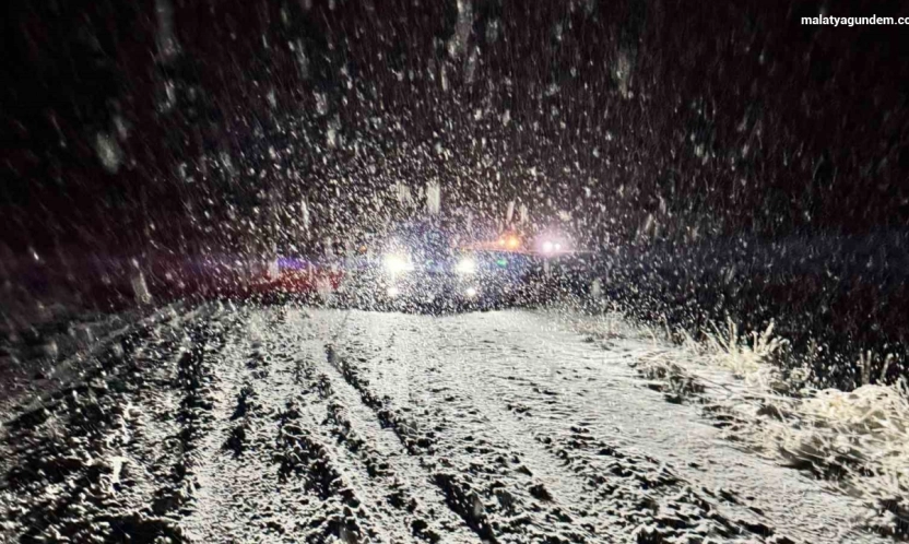 Malatya kırsalında kar yağışı etkili oluyor