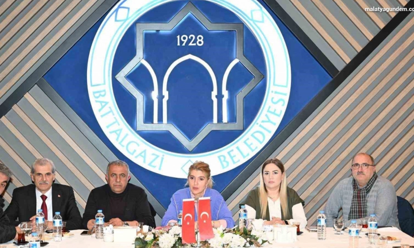 Milletvekili Ölmeztoprak: 'Malatya'mız için çözüm ve takip içerisindeyiz'